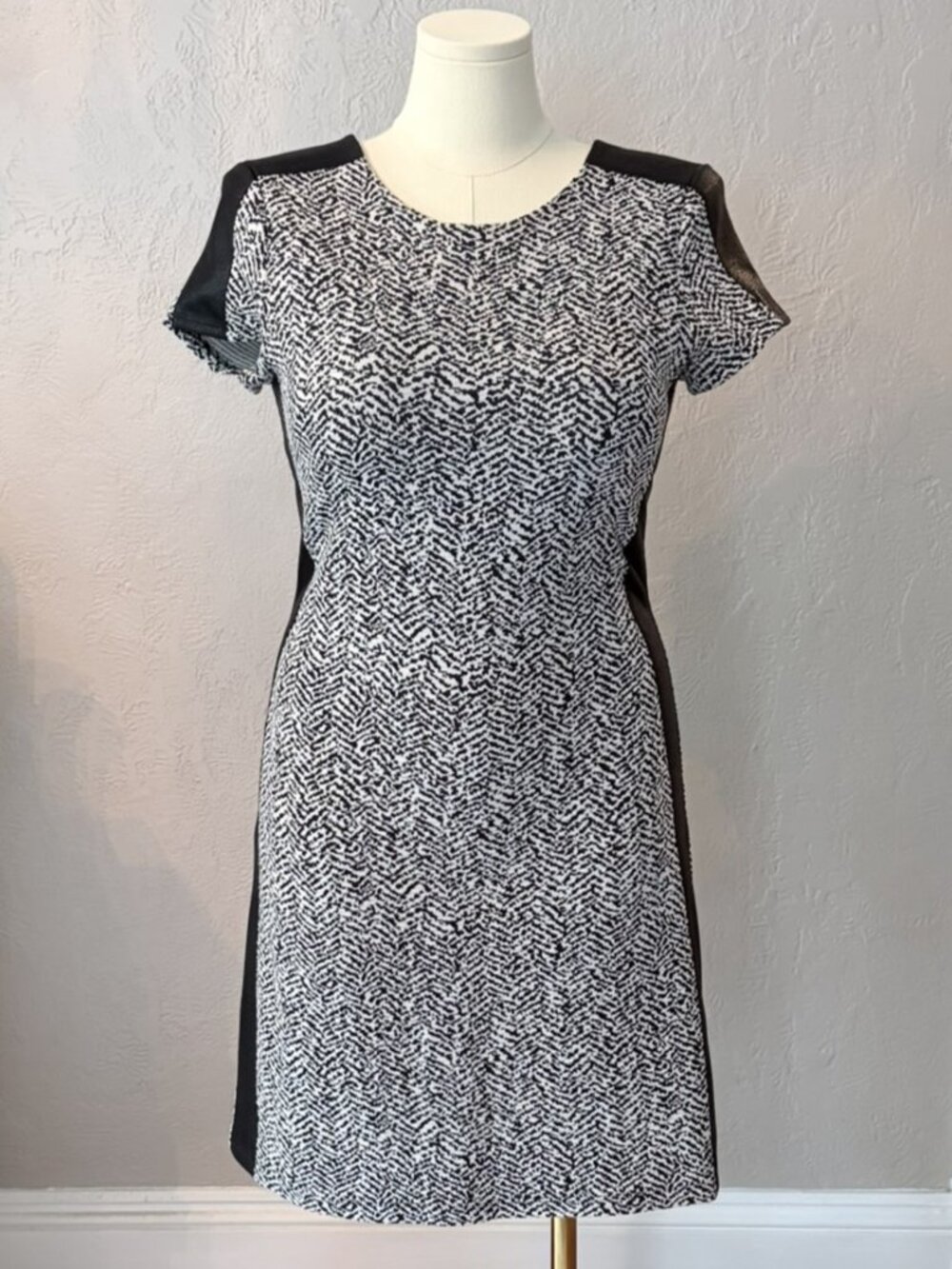 Karen Kane Black White Euro Knit Faux Leather Panels Sheath Dress Large